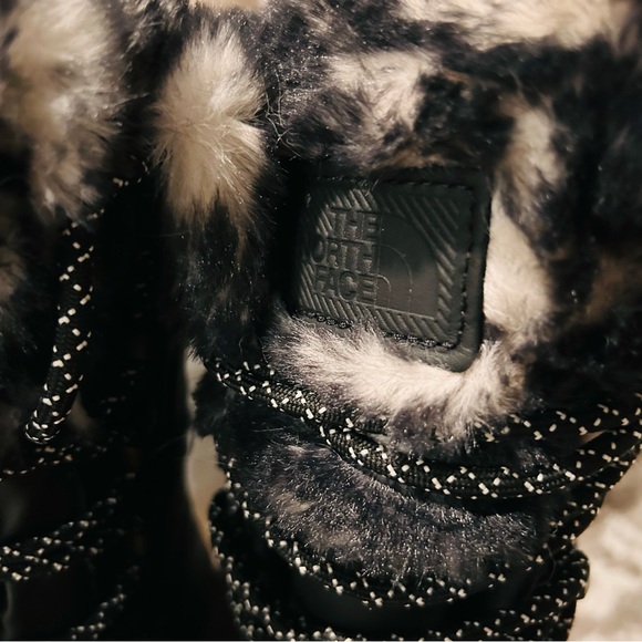 ✨ The North Face Shellista IV Luxe Waterproof Boots – Women’s 8.5 (NEW!) ✨ - Picture 10 of 10